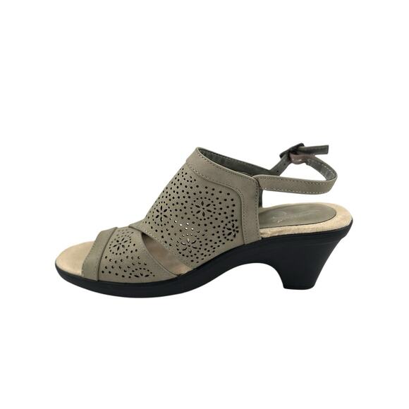 Easy Street Women Perforated Slingback Sandals Linda Size US 7M Gray - Picture 2 of 10